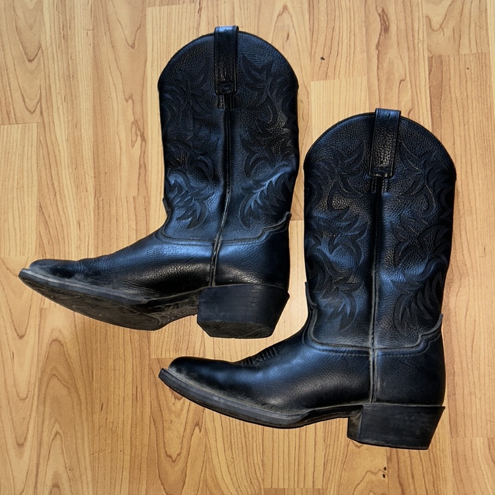 Ariat Men’s Cowboy boots 7.5